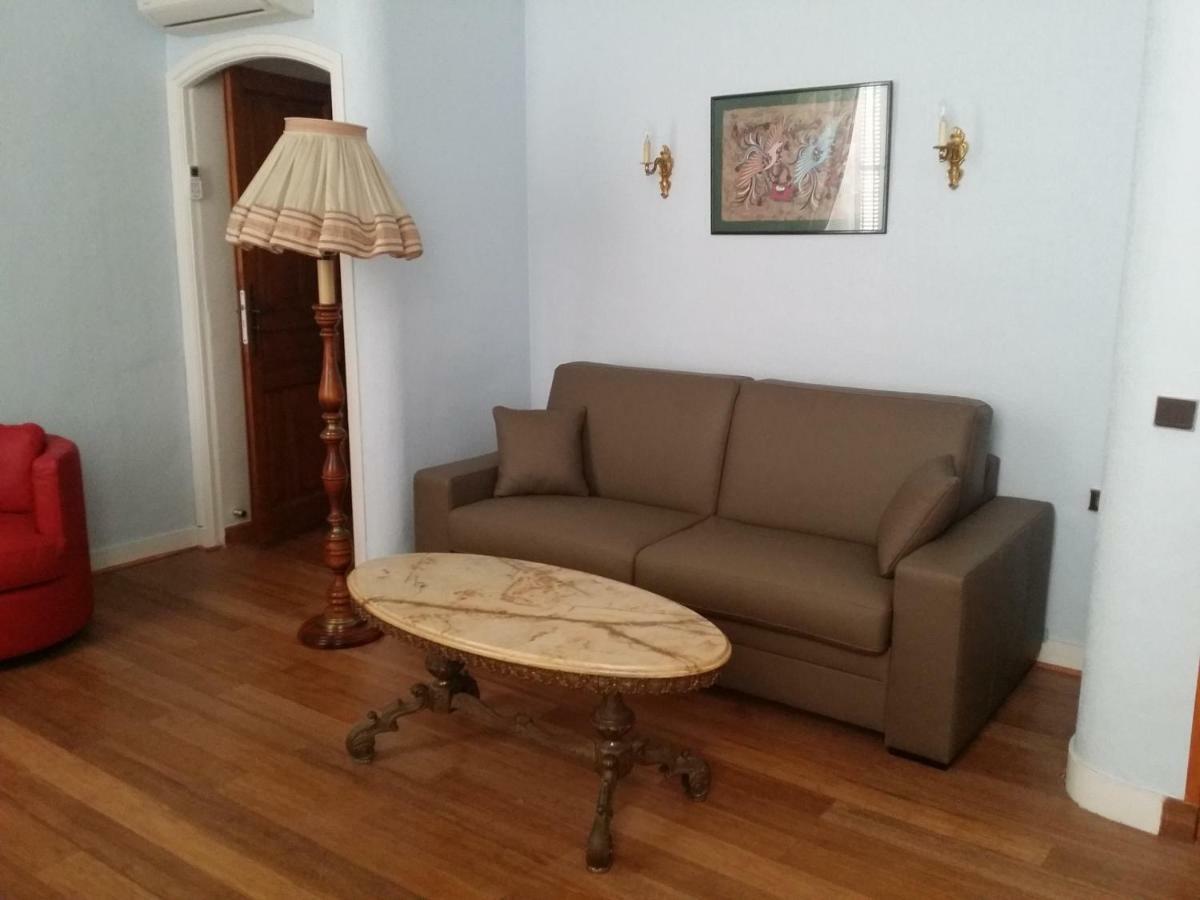 Meuble Tourisme Apartment Marseille Luaran gambar
